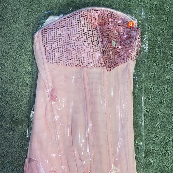 New! Beautiful Sequined Halter Corset Size Medium Pink - Picture 3 of 3